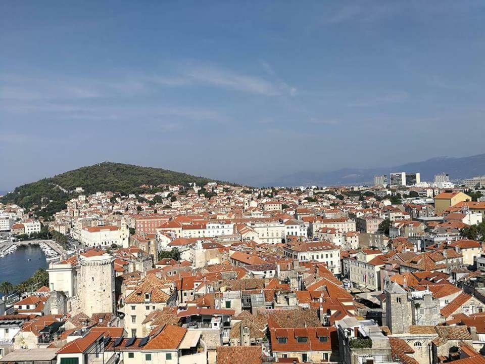 A Small Apartment For A Great Vacation "Ludi" Split Dış mekan fotoğraf